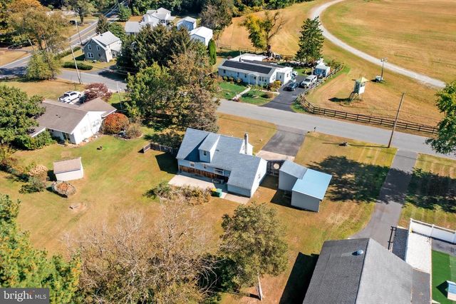 3 APPLEGATE LN, New Egypt, NJ 08533