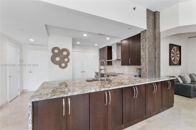 1819 SE 17th St 501, Fort Lauderdale, FL 33316
