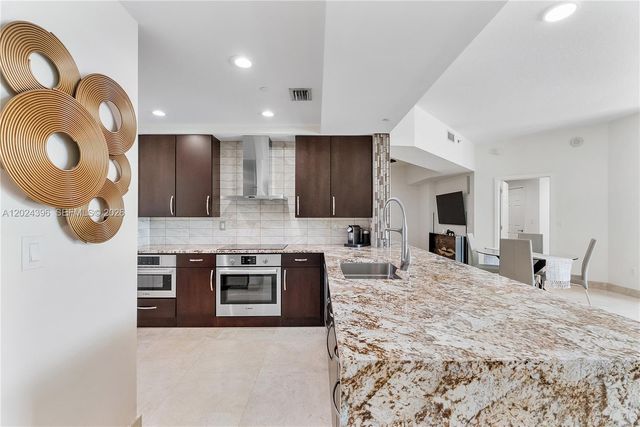 1819 SE 17th St 501, Fort Lauderdale, FL 33316