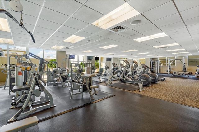 1819 SE 17th St 501, Fort Lauderdale, FL 33316