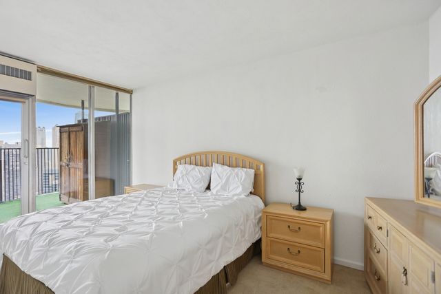 300 N State Street 5803, Chicago, IL 60654