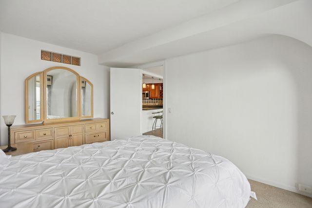 300 N State Street 5803, Chicago, IL 60654