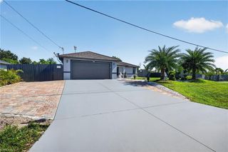 3104 17TH ST SW, Lehigh Acres, FL 33976