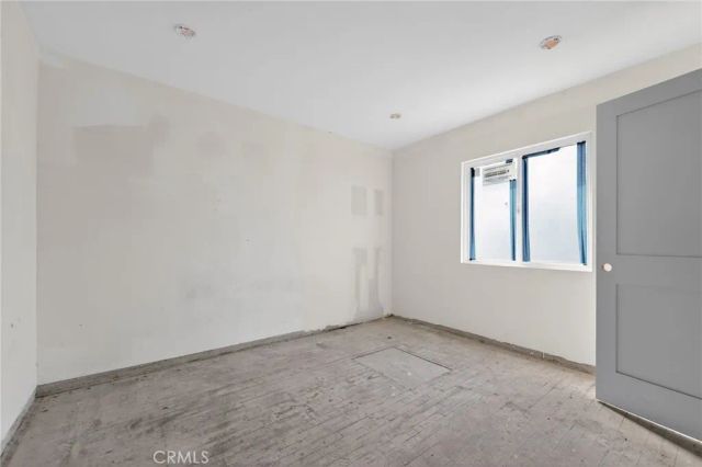 15021 Sylvan, Van Nuys, CA 91411