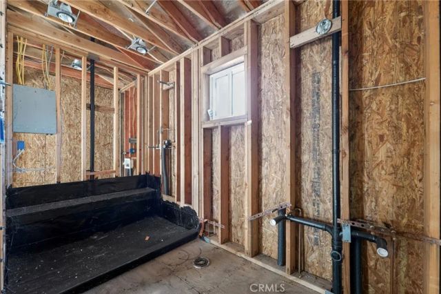 15021 Sylvan, Van Nuys, CA 91411