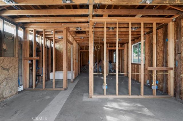 15021 Sylvan, Van Nuys, CA 91411