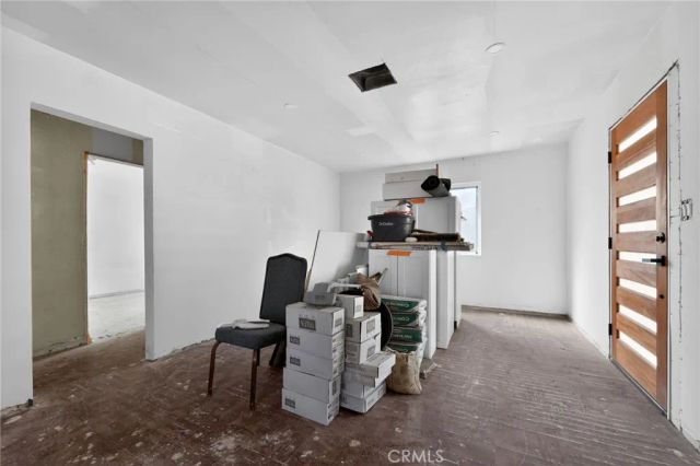 15021 Sylvan, Van Nuys, CA 91411