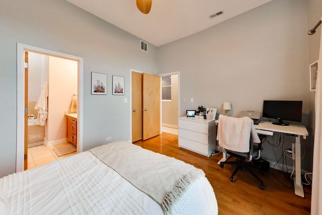 1520 W Walton Street 3, Chicago, IL 60642