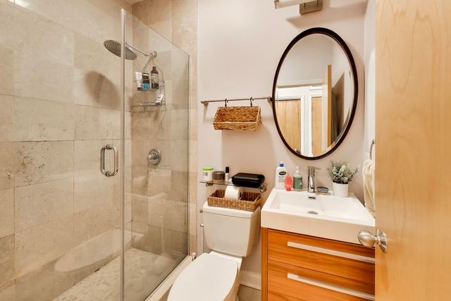 1520 W Walton Street 3, Chicago, IL 60642