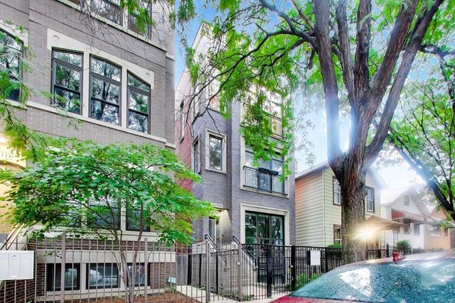 1520 W Walton Street 3, Chicago, IL 60642