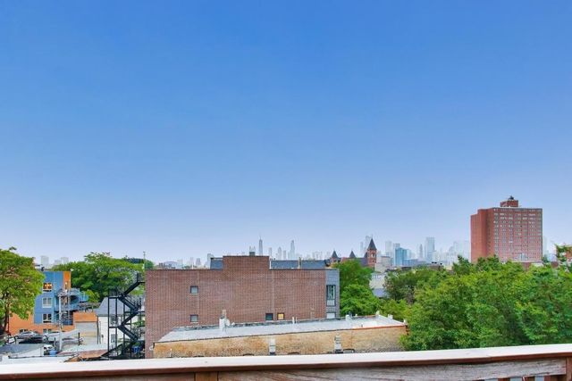 1520 W Walton Street 3, Chicago, IL 60642