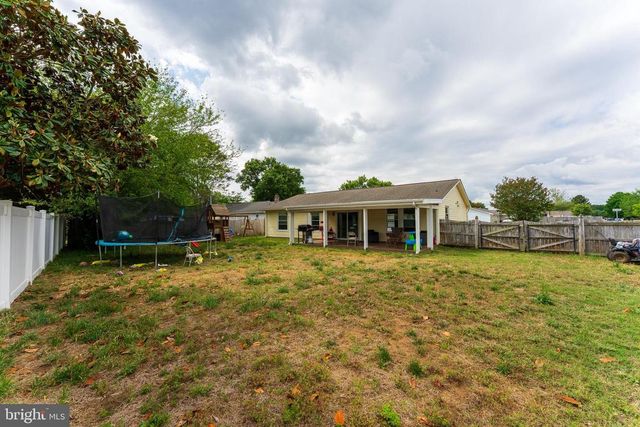 408 S BROOKS DR, Fredericksburg, VA 22408
