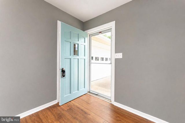 408 S BROOKS DR, Fredericksburg, VA 22408