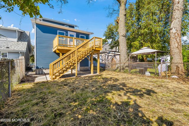 18 Campview Avenue, Keansburg, NJ 07734