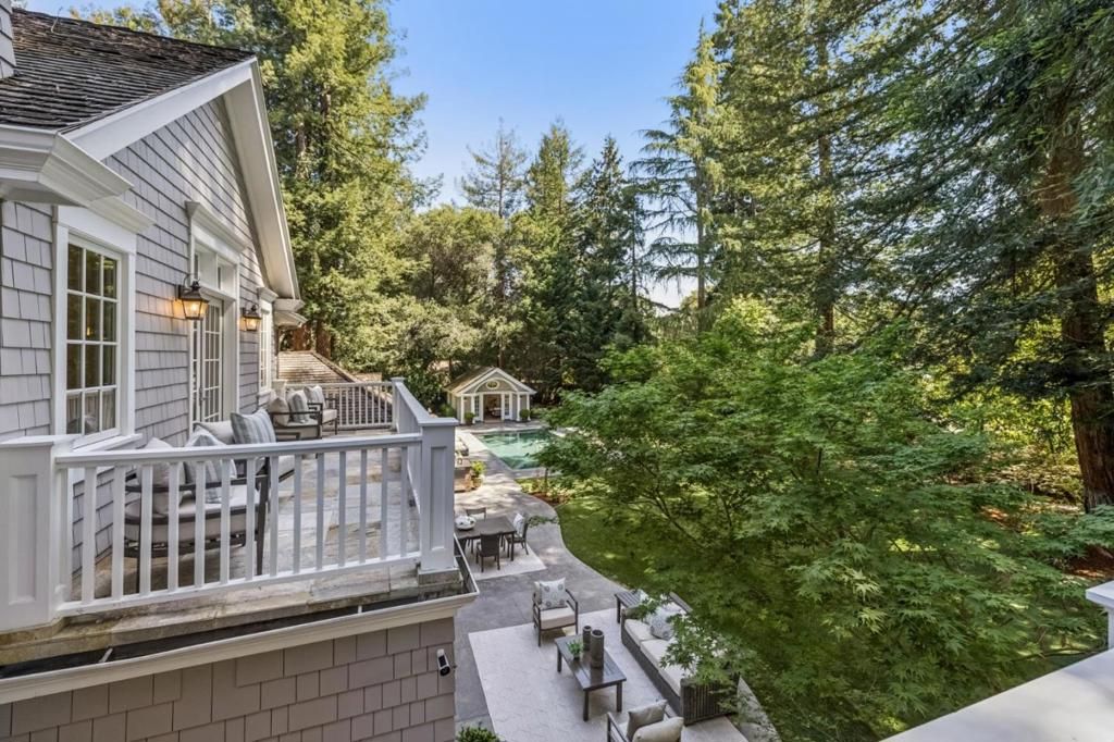 Image 27 of property listing at 74 Lilac Drive, Atherton, CA 94027