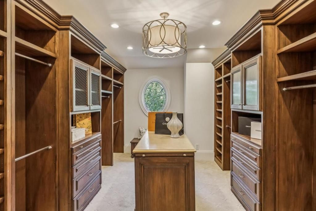 Image 30 of property listing at 74 Lilac Drive, Atherton, CA 94027