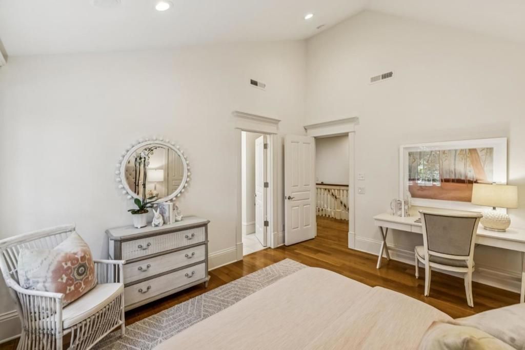 Image 39 of property listing at 74 Lilac Drive, Atherton, CA 94027