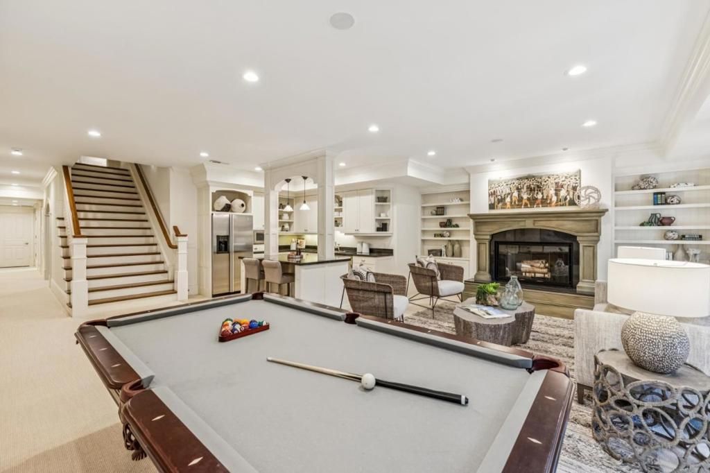 Image 43 of property listing at 74 Lilac Drive, Atherton, CA 94027