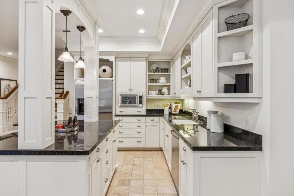 Image 48 of property listing at 74 Lilac Drive, Atherton, CA 94027