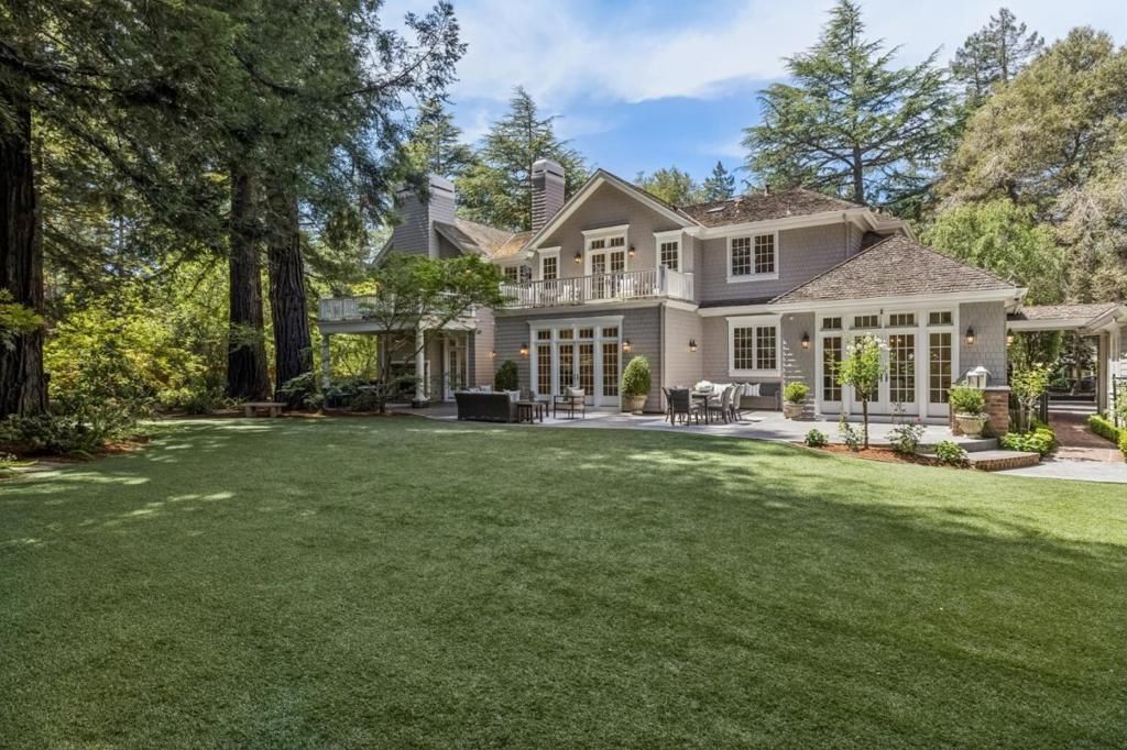 Image 67 of property listing at 74 Lilac Drive, Atherton, CA 94027