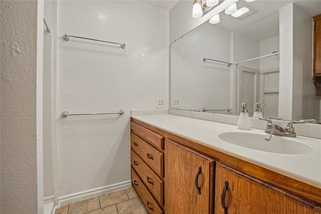 801 S 3rd Street, Purcell, OK 73080