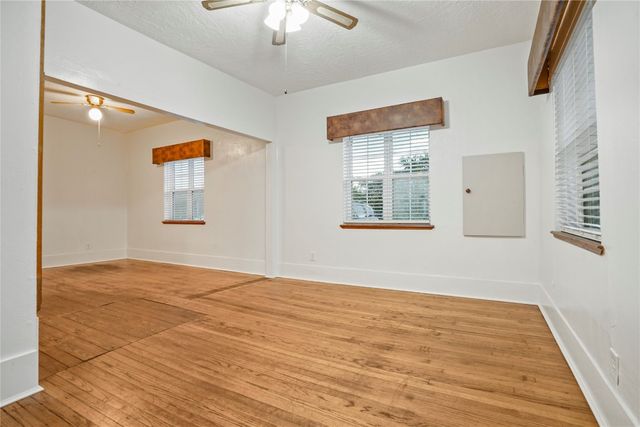 801 S 3rd Street, Purcell, OK 73080