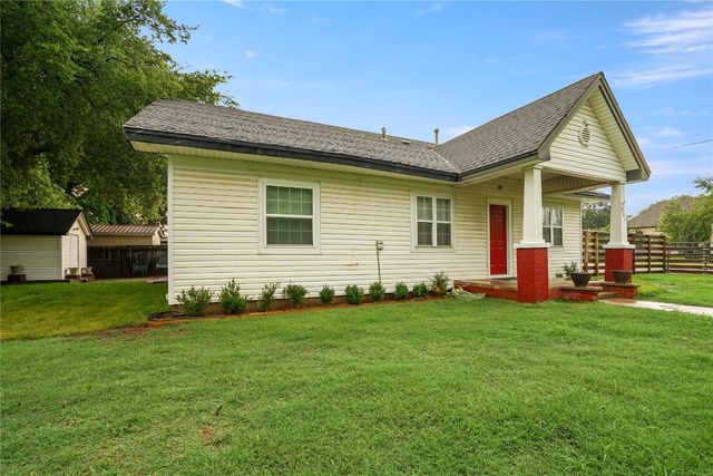 801 S 3rd Street, Purcell, OK 73080