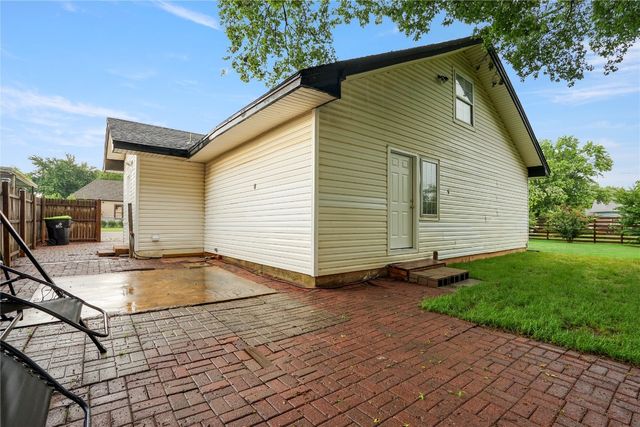 801 S 3rd Street, Purcell, OK 73080