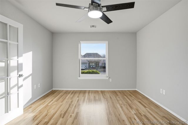 5024 S 197th East Avenue, Broken Arrow, OK 74014