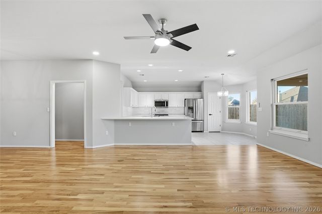 5024 S 197th East Avenue, Broken Arrow, OK 74014