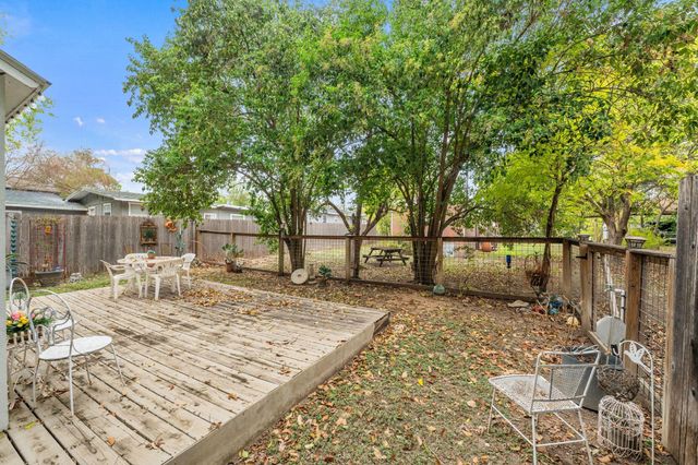 5811 Nancy DR, Austin, TX 78745