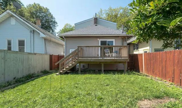 802 N TAYLOR Avenue, Oak Park, IL 60302