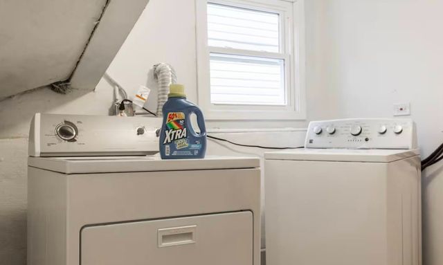 802 N TAYLOR Avenue, Oak Park, IL 60302