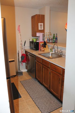 209 Judd Square 209, Wallingford, CT 06492