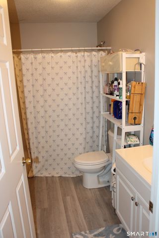 209 Judd Square 209, Wallingford, CT 06492
