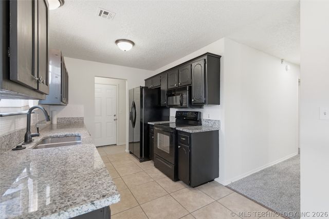 2026 Deer Run Circle, Muskogee, OK 74403