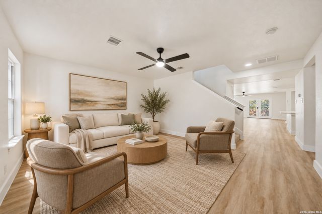 6411 Miners Hl, San Antonio, TX 78244