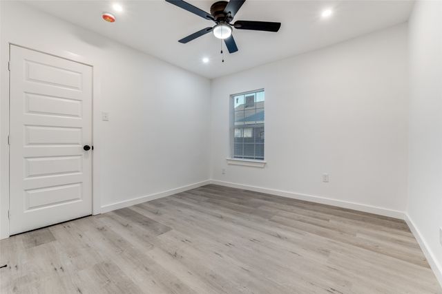 3242 Pine Street, Dallas, TX 75215