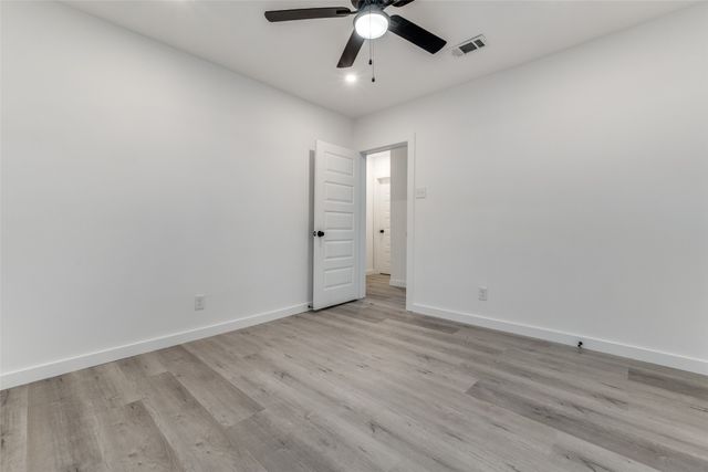 3242 Pine Street, Dallas, TX 75215