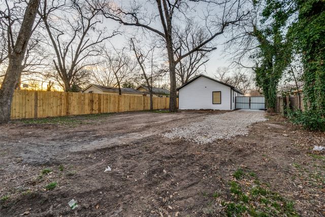 3242 Pine Street, Dallas, TX 75215
