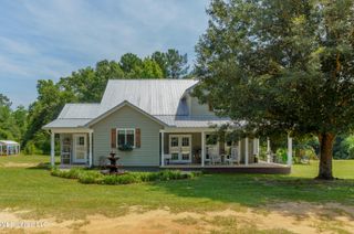 5211 Agricola Latonia Road, Lucedale, MS 39452