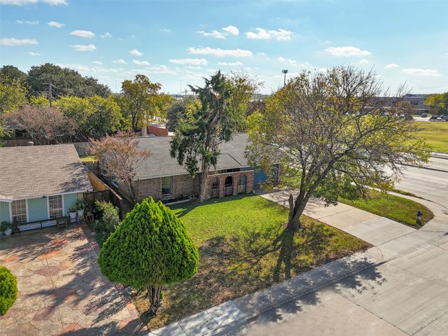 1400 Ridgecrest Drive, Plano, TX 75074