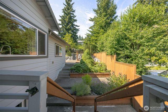 4215 Northridge Way, Bellingham, WA 98226