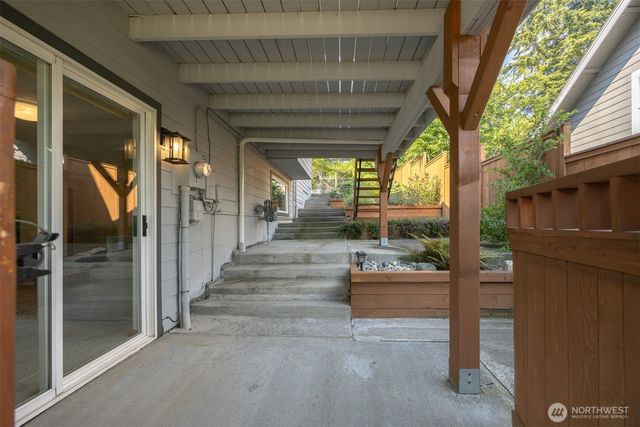 4215 Northridge Way, Bellingham, WA 98226