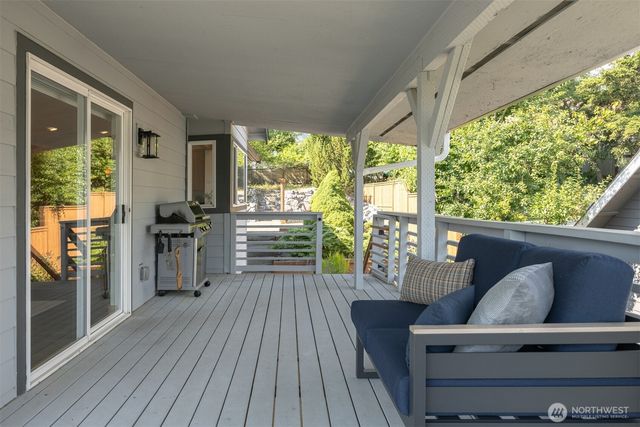 4215 Northridge Way, Bellingham, WA 98226