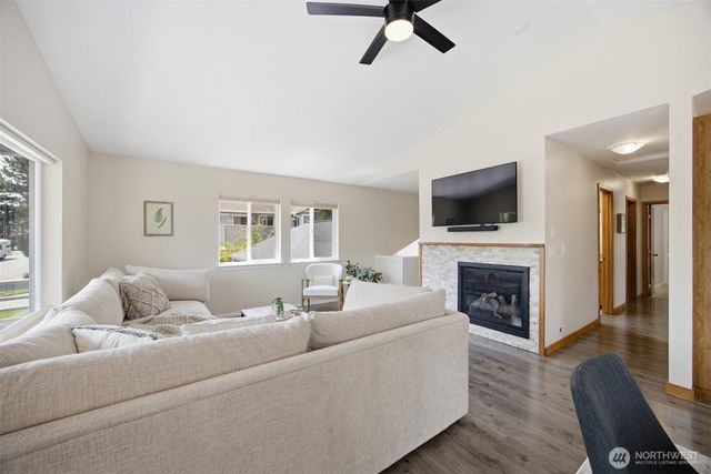 4215 Northridge Way, Bellingham, WA 98226