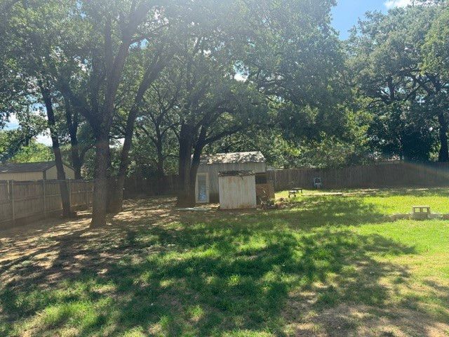 100 N Dick Price Road, Kennedale, TX 76060