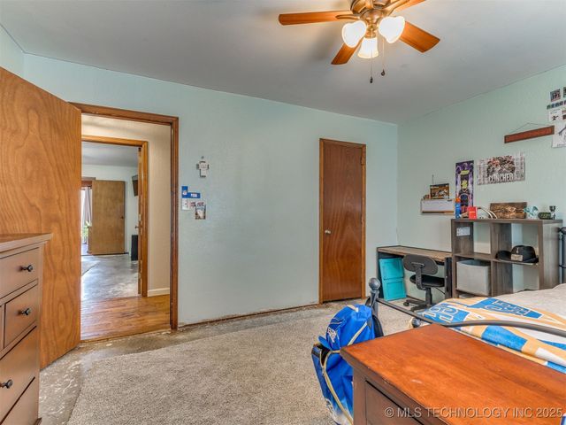 26 Lakeview Drive, Sand Springs, OK 74063