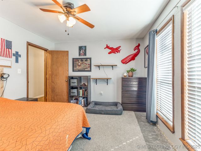 26 Lakeview Drive, Sand Springs, OK 74063