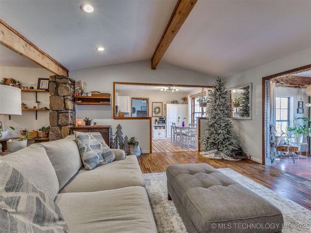 26 Lakeview Drive, Sand Springs, OK 74063